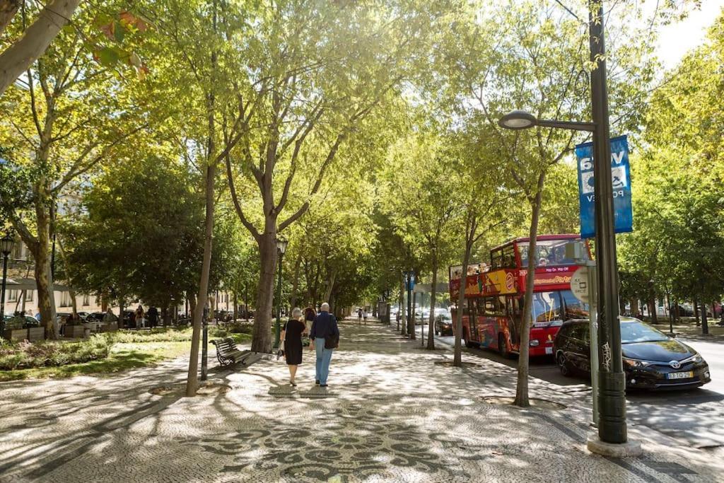 City Center Apartment - Avenida Da Liberdade Lisbon Exterior photo